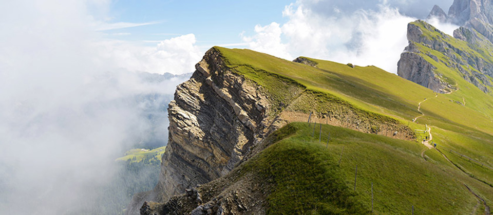 Ein atemberaubender Anblick der Dolomiten im Gadertal